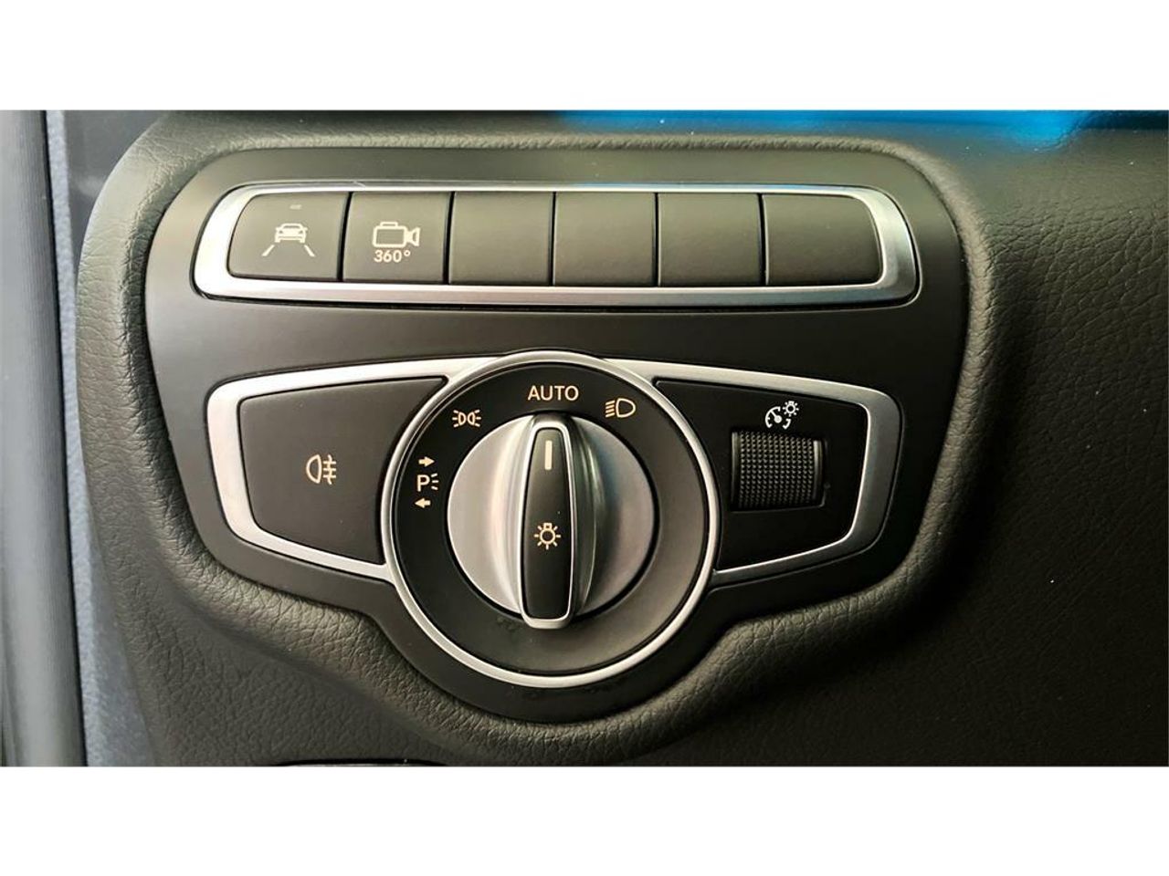 Foto Mercedes-Benz EQV 15