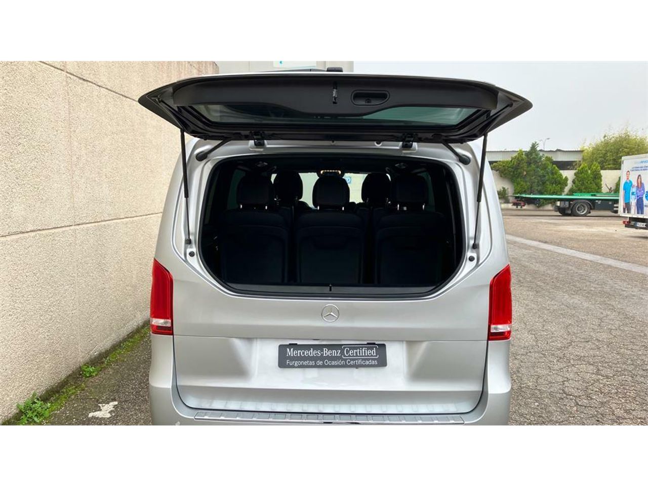 Foto Mercedes-Benz EQV 33