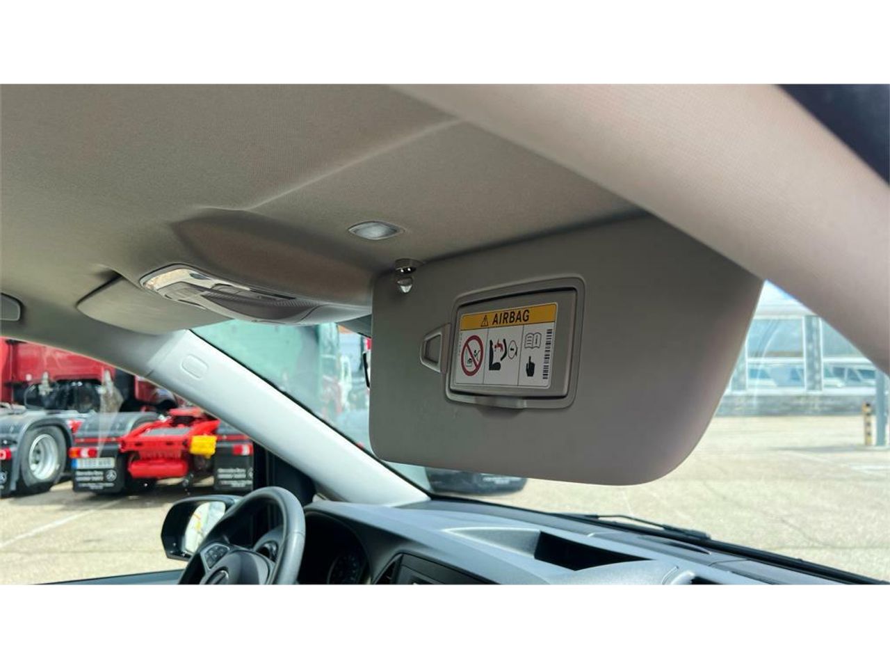 Foto Mercedes-Benz Vito 13