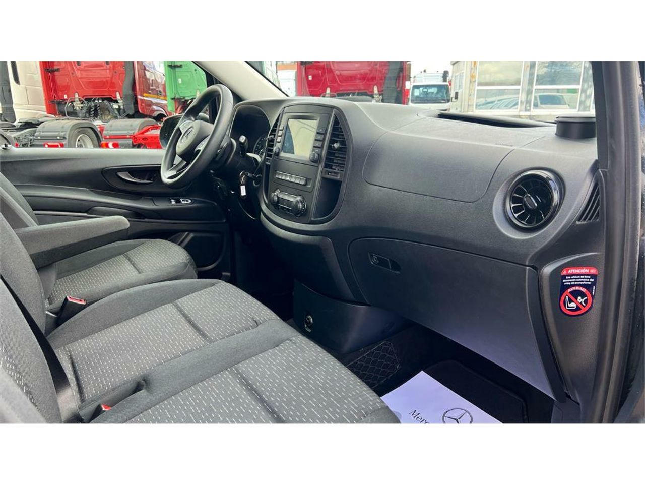 Foto Mercedes-Benz Vito 9