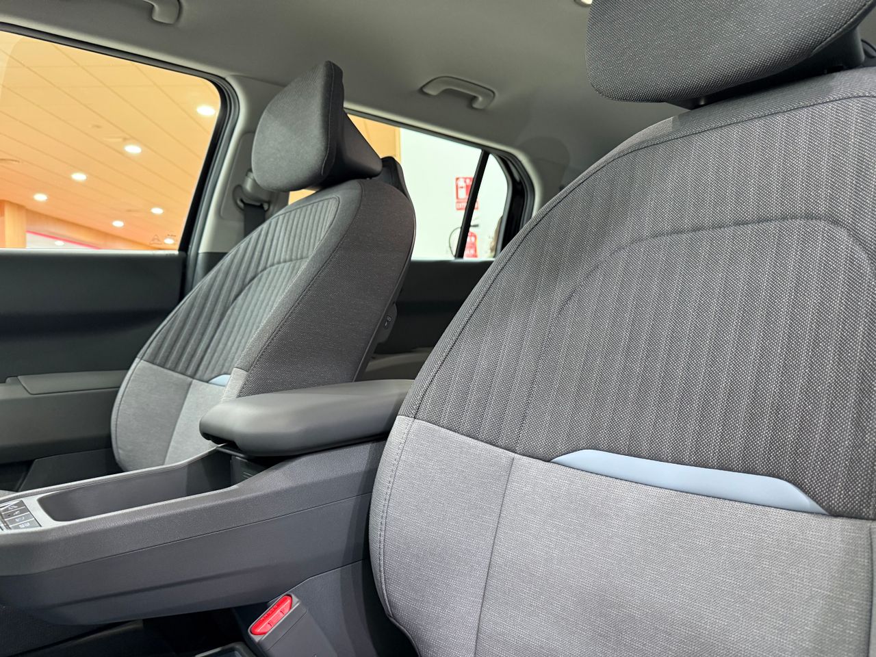 Foto Kia EV3 10