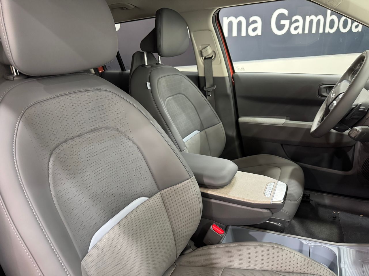 Foto Kia EV3 11