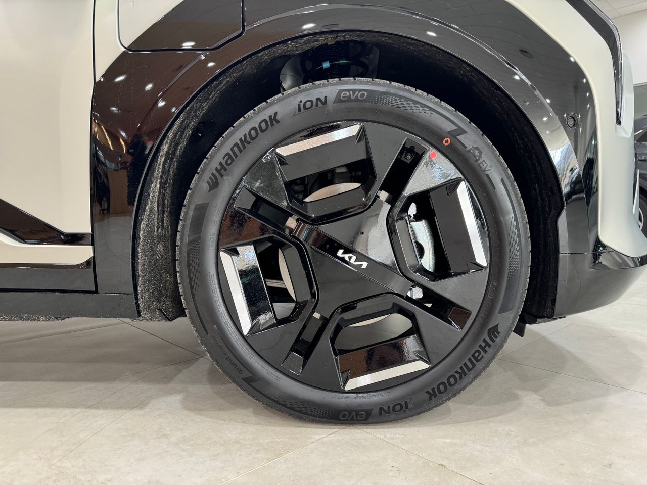 Foto Kia EV3 4