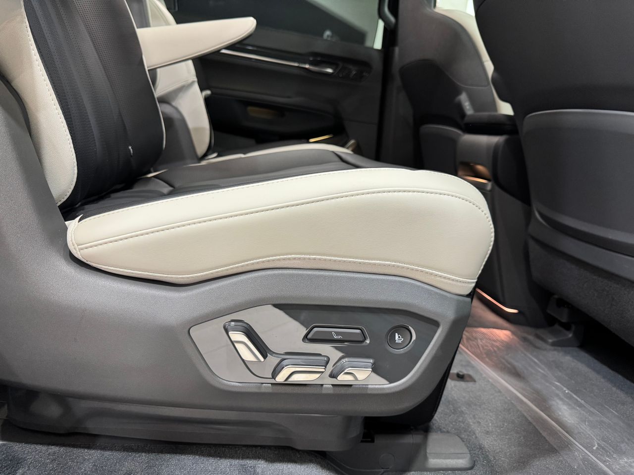 Foto Kia EV9 12