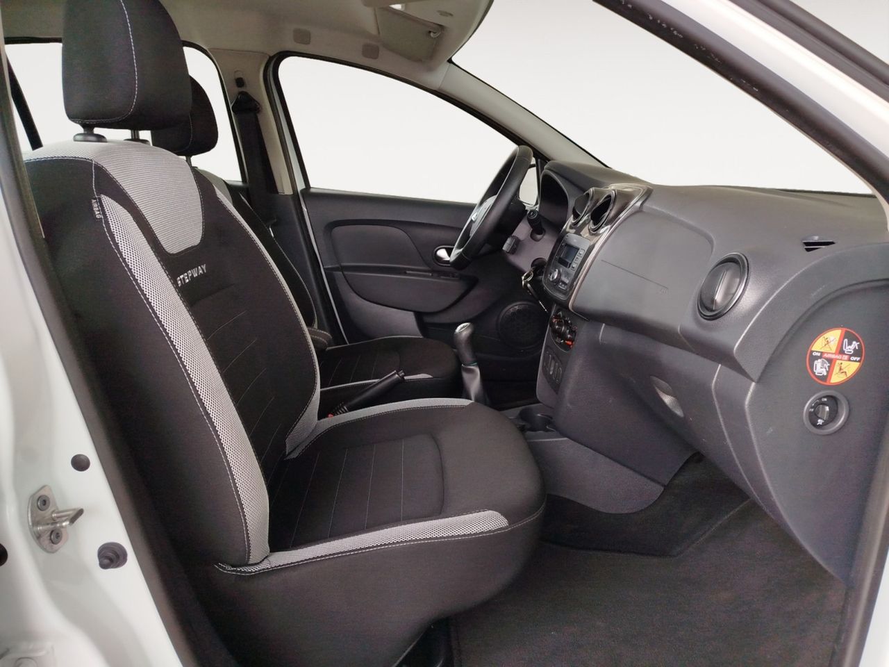 Foto Dacia Sandero 10