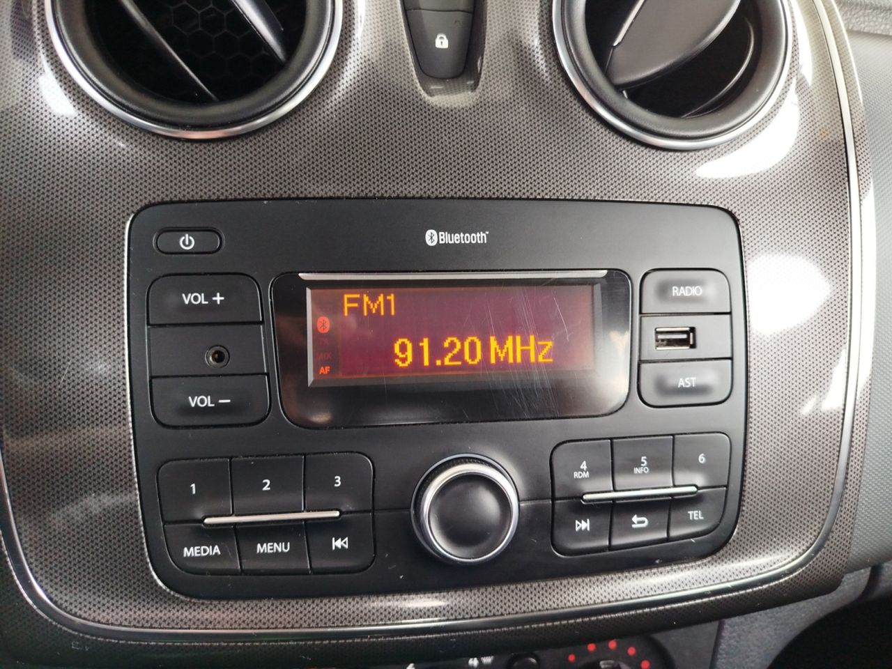 Foto Dacia Sandero 15