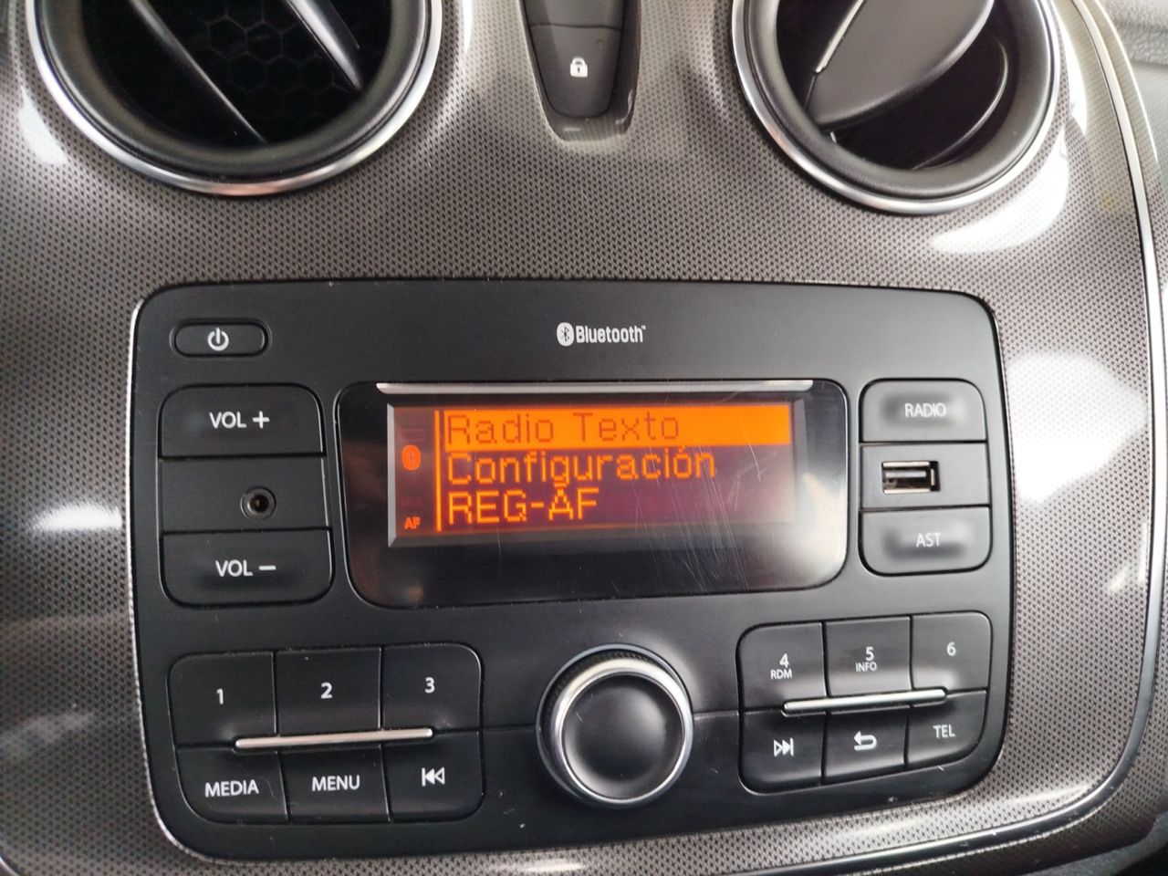 Foto Dacia Sandero 16