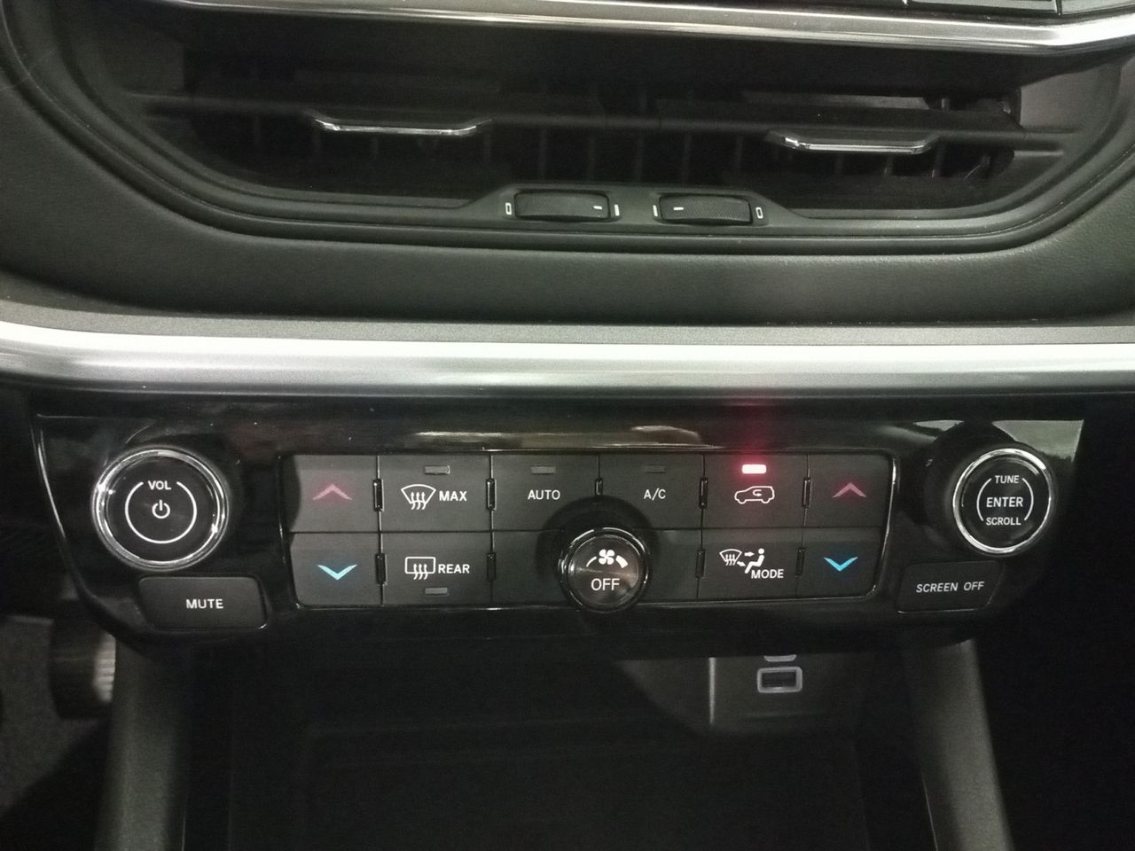 Foto Jeep Compass 15
