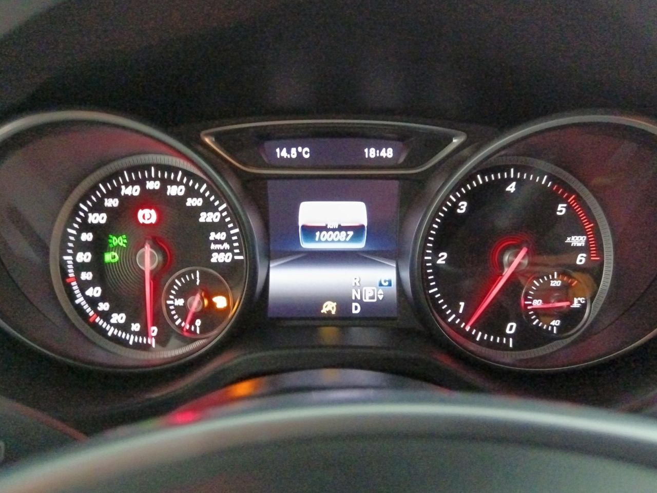Foto Mercedes-Benz Clase CLA 13