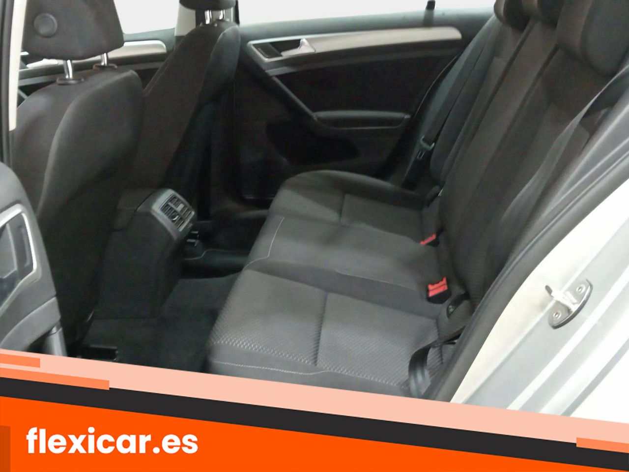 Foto Volkswagen Golf 26