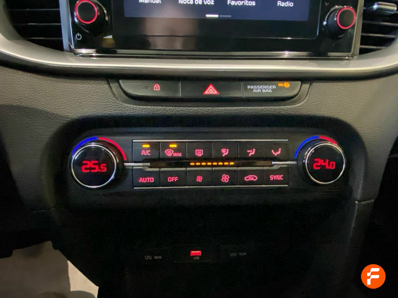 Foto Kia XCeed 13