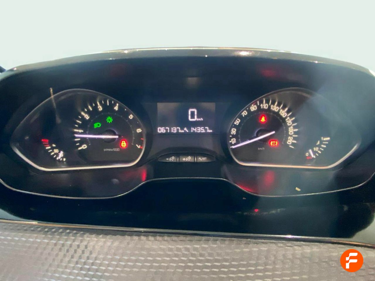 Foto Peugeot 208 10