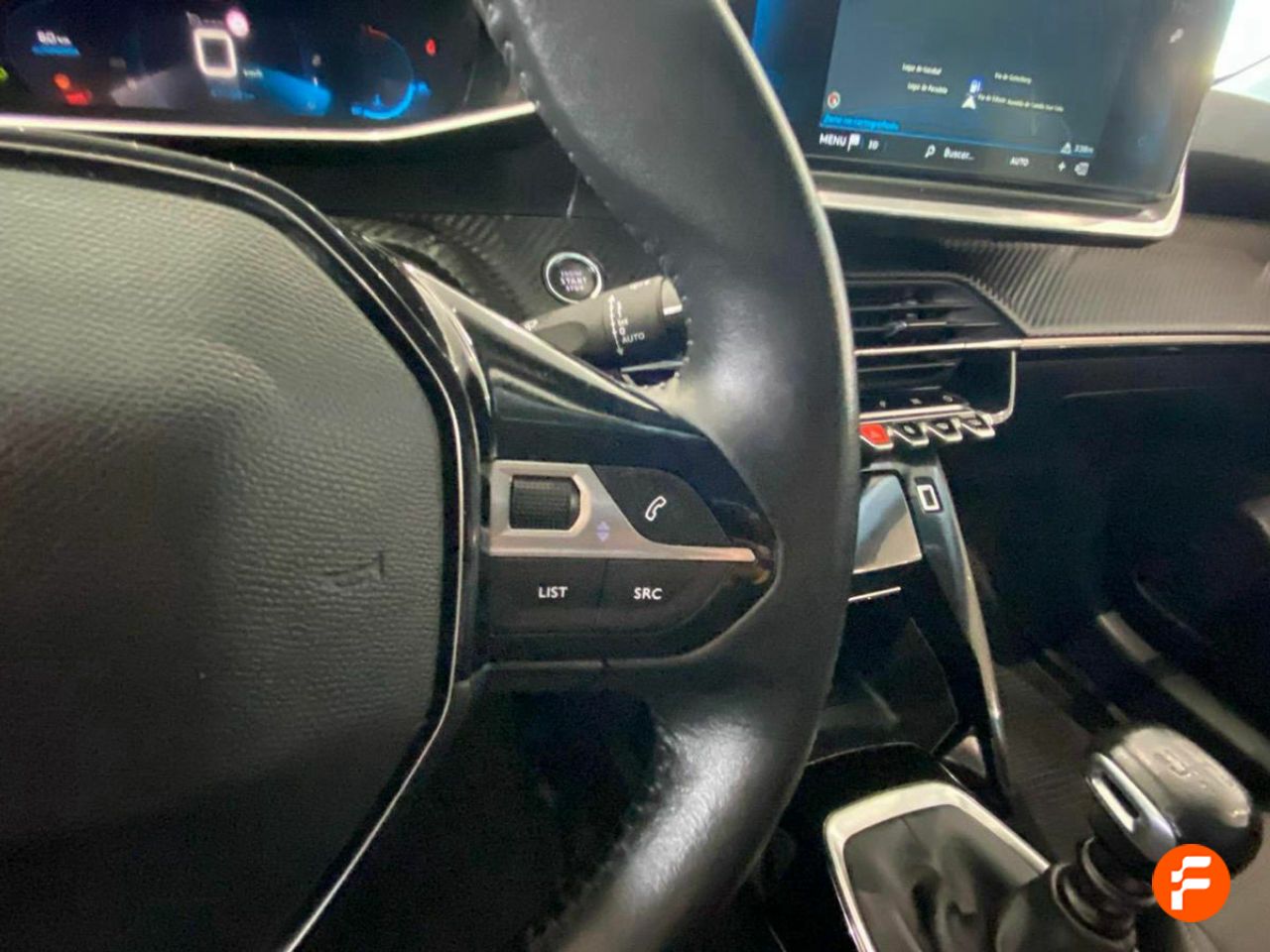Foto Peugeot 208 18