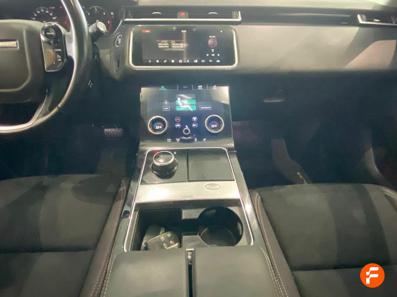 Foto Land-Rover Range Rover Velar 12