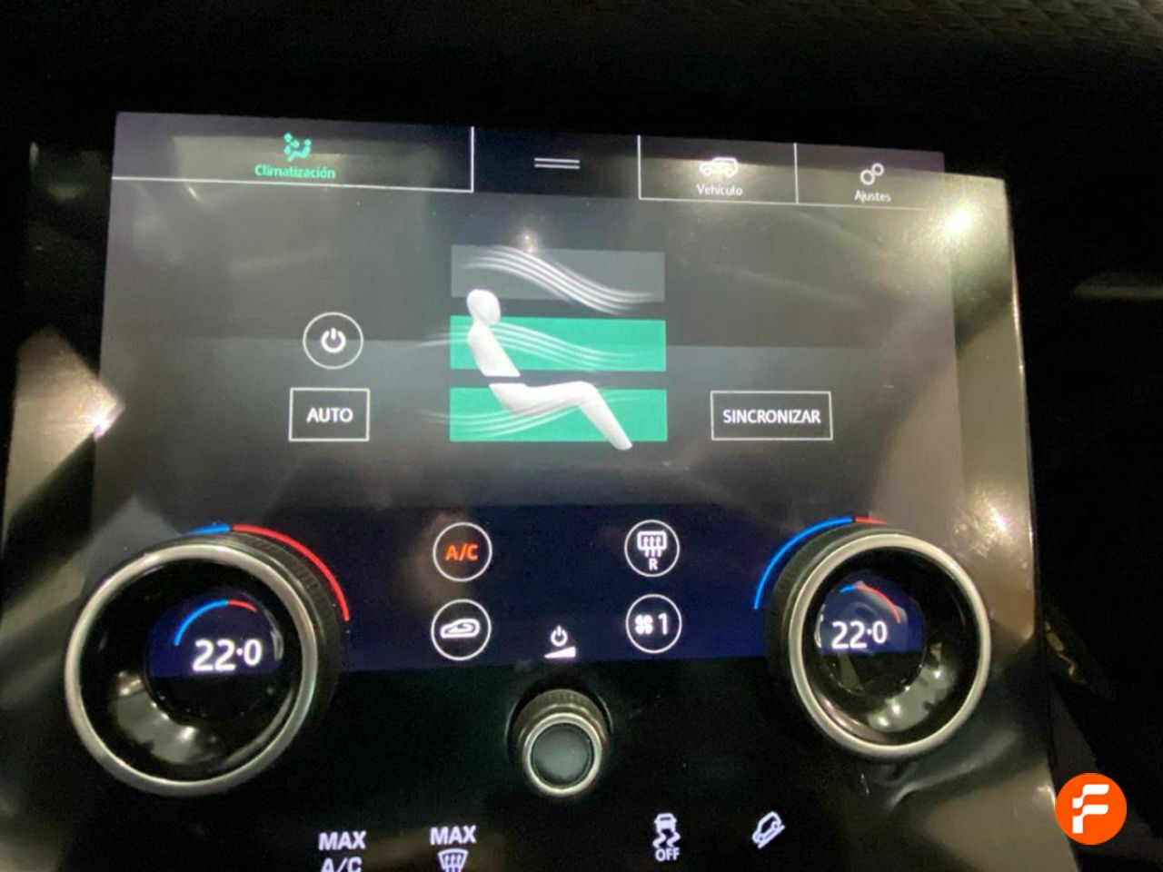 Foto Land-Rover Range Rover Velar 16