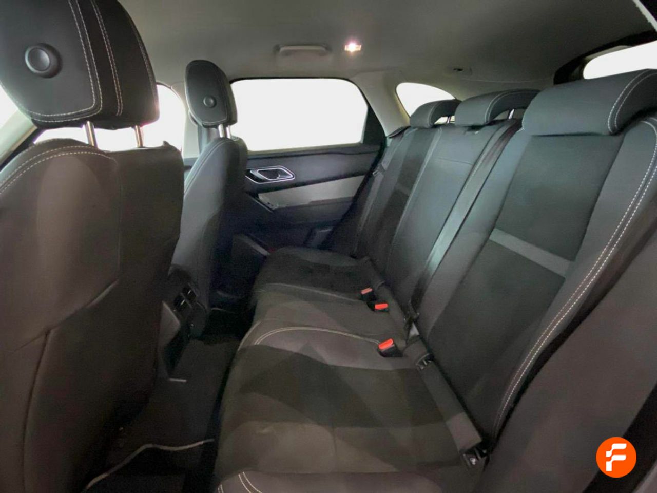 Foto Land-Rover Range Rover Velar 20