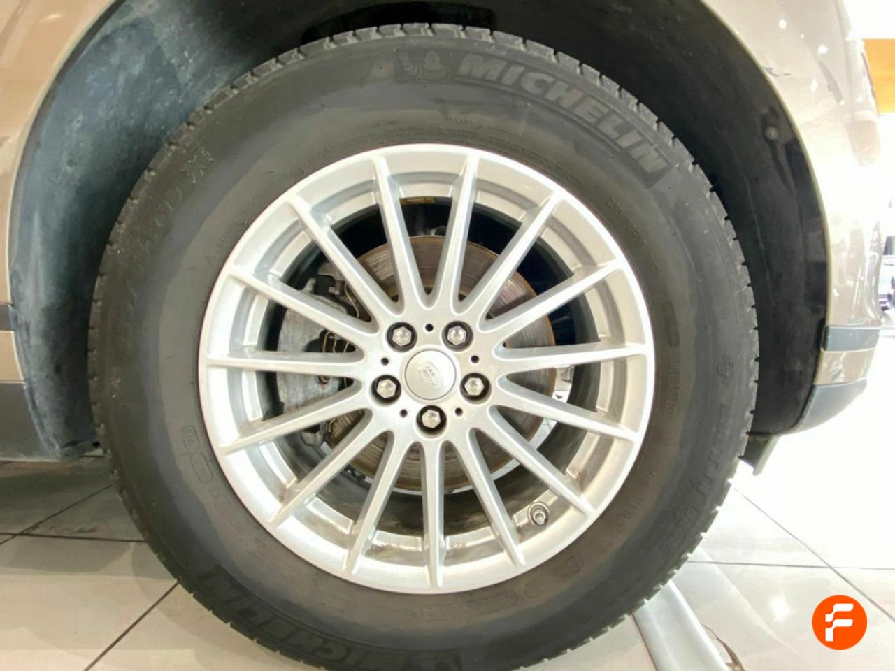 Foto Land-Rover Range Rover Velar 23
