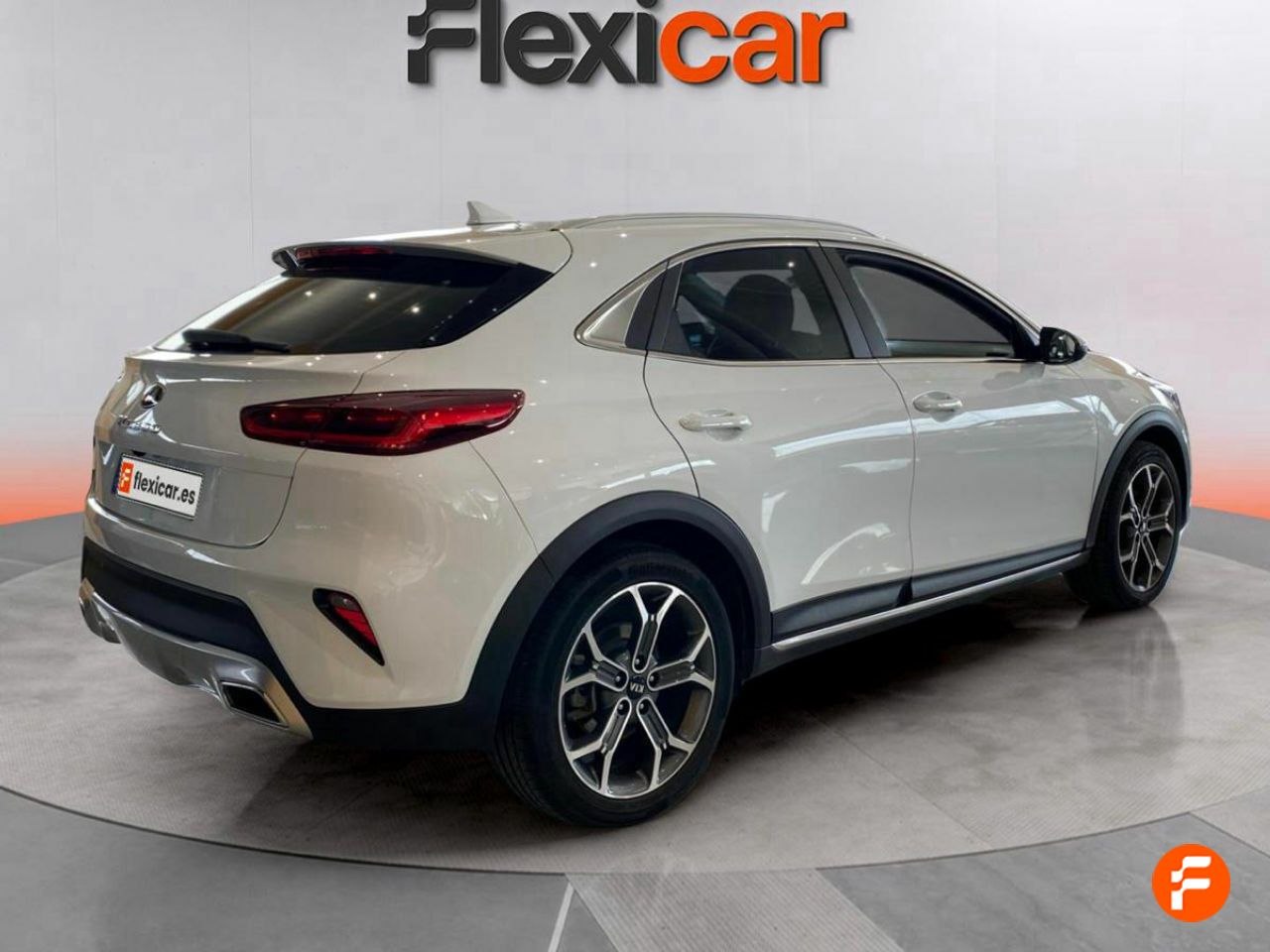 Foto Kia XCeed 4