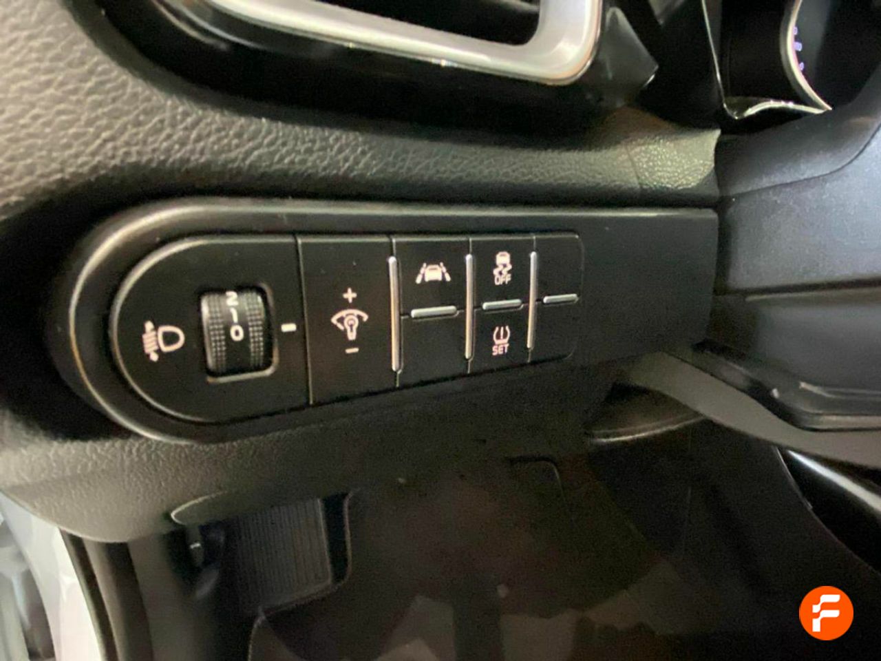 Foto Kia XCeed 19