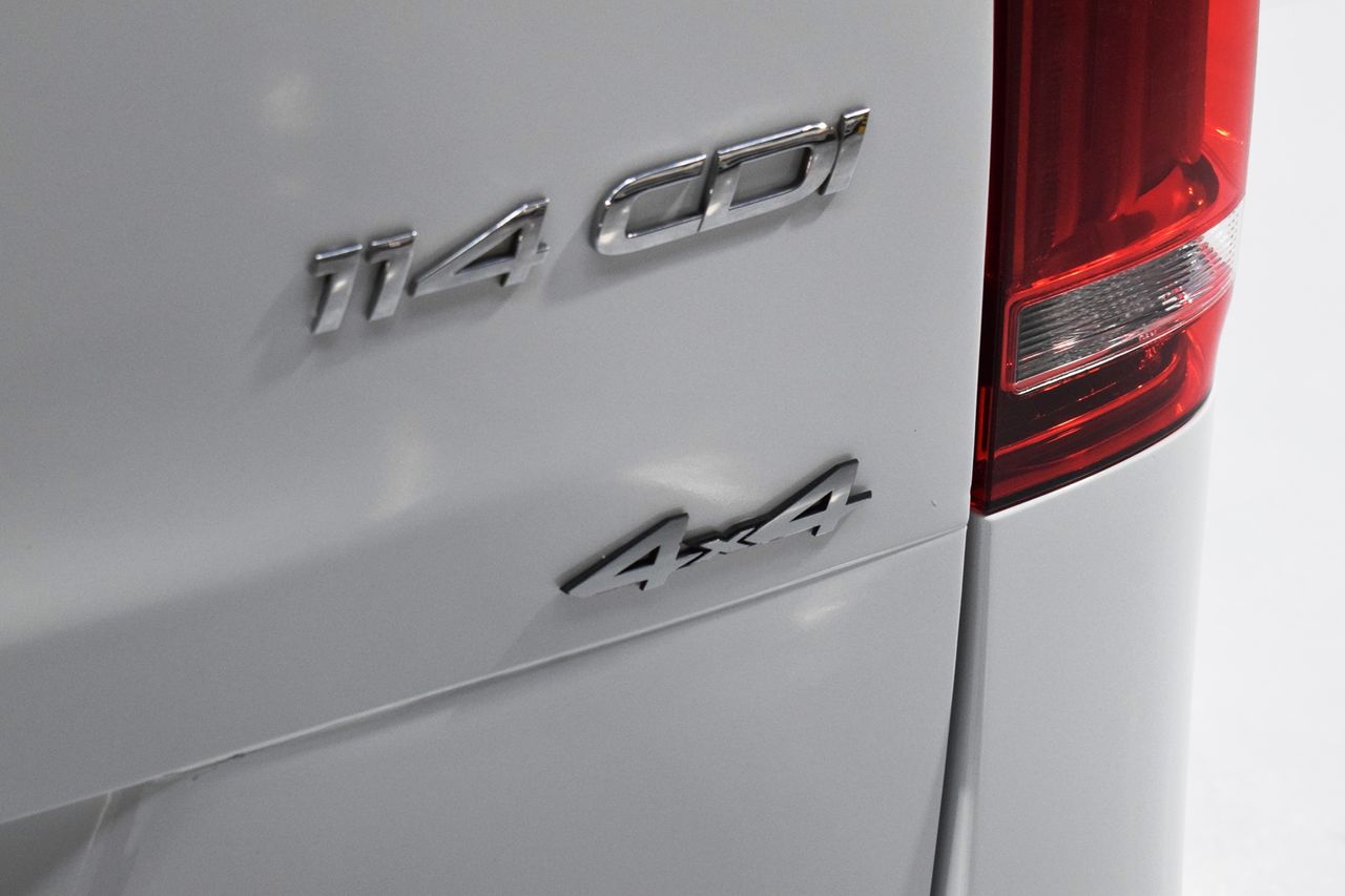 Foto Mercedes-Benz Vito 20