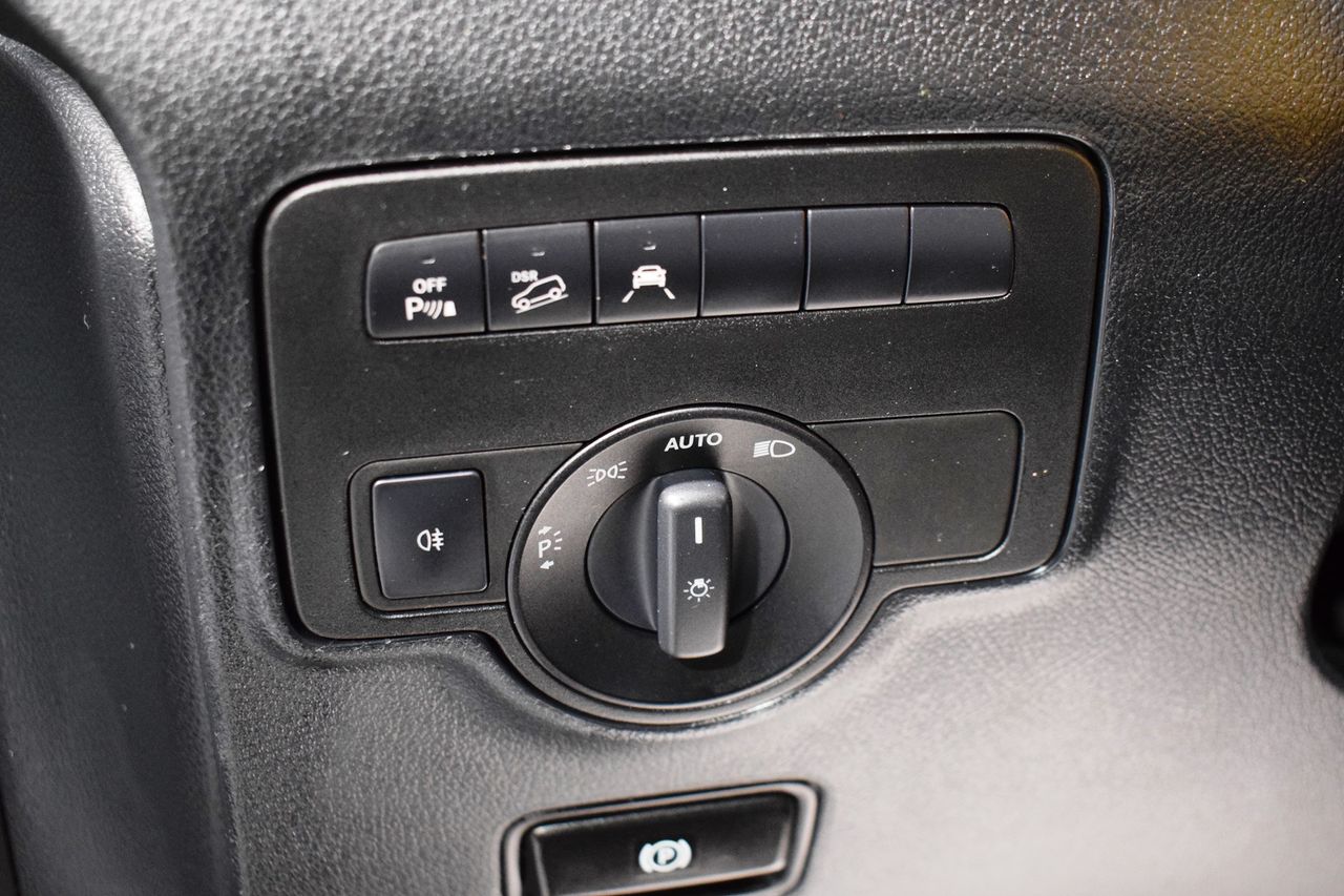 Foto Mercedes-Benz Vito 22