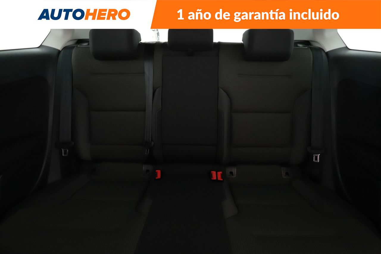 Foto Volkswagen Golf 16