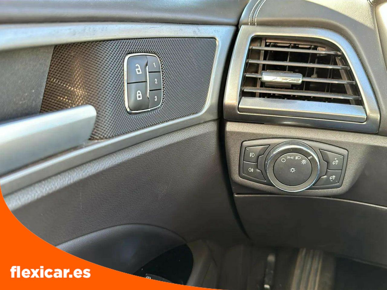 Foto Ford Mondeo 20