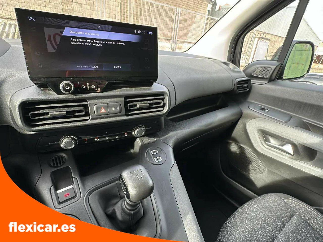Foto Peugeot Rifter 15