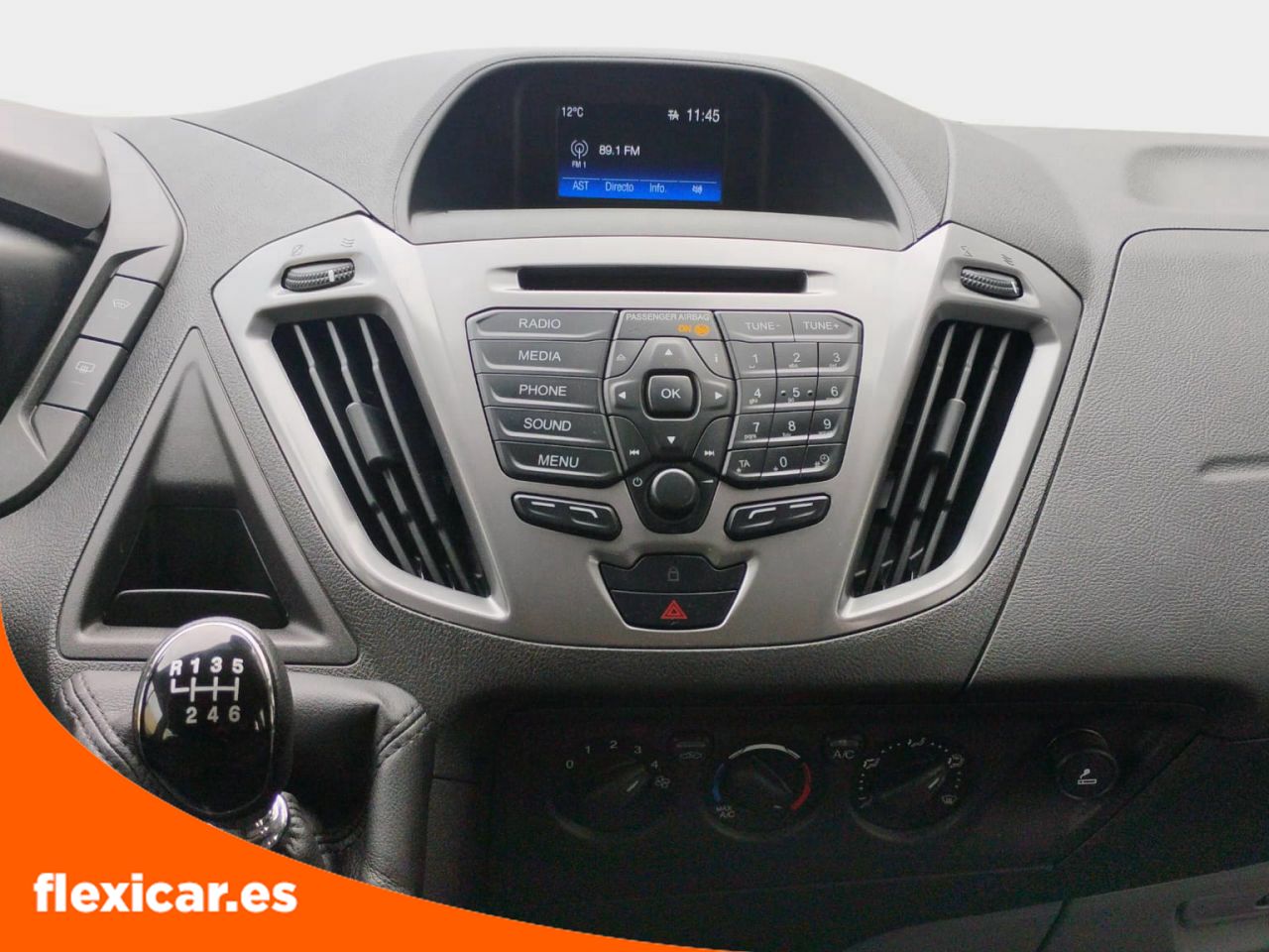 Foto Ford Tourneo Custom 10
