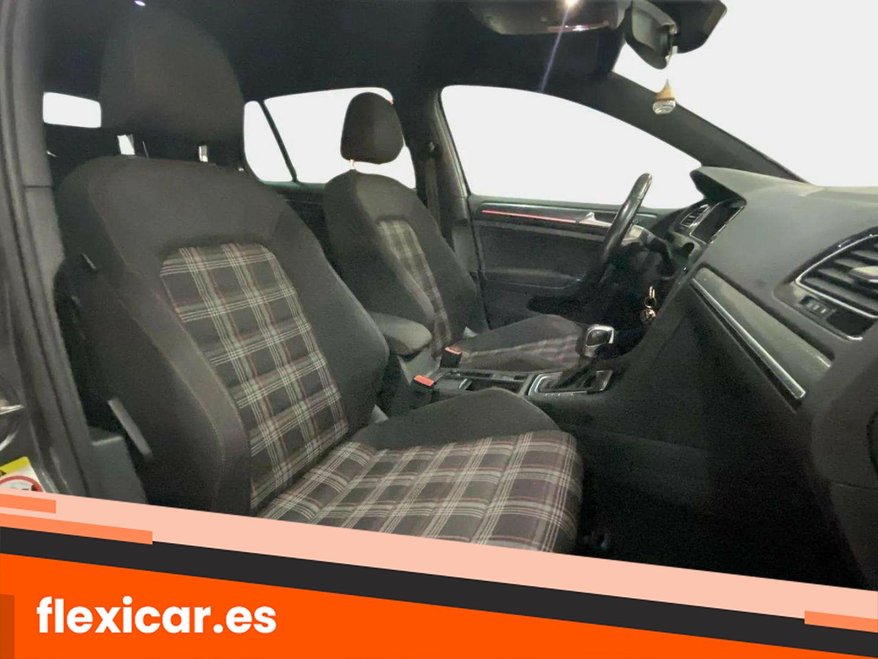 Foto Volkswagen Golf 11