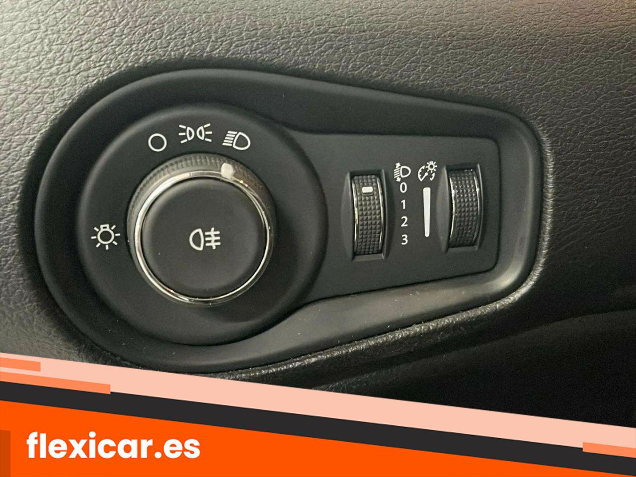Foto Jeep Renegade 18