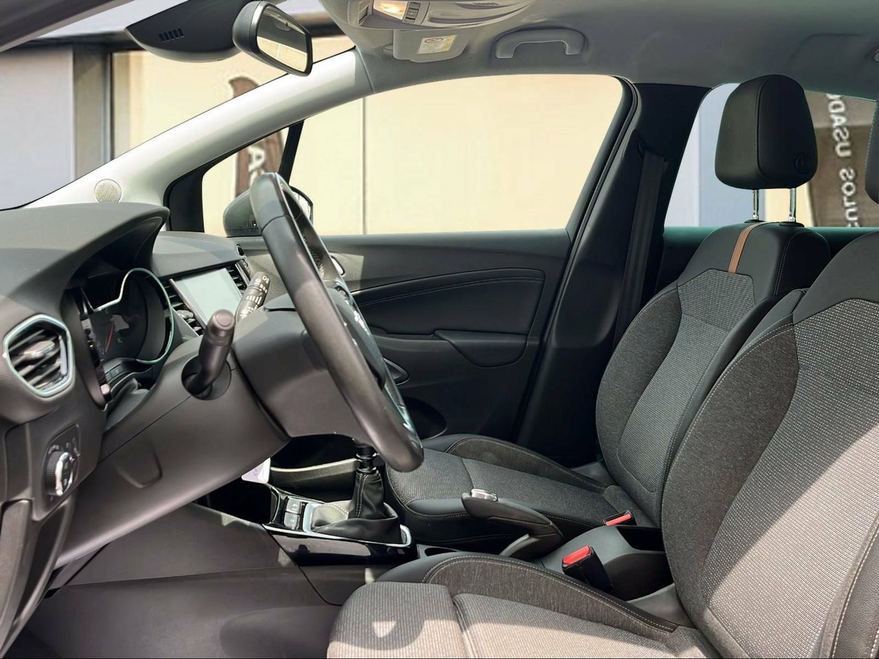 Foto Opel Crossland X 9