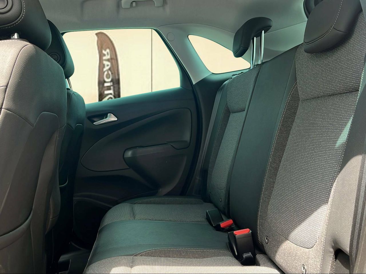 Foto Opel Crossland X 10