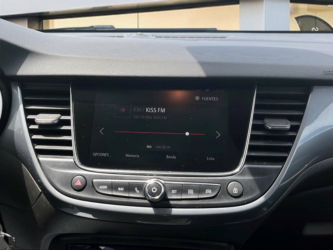 Foto Opel Crossland X 12