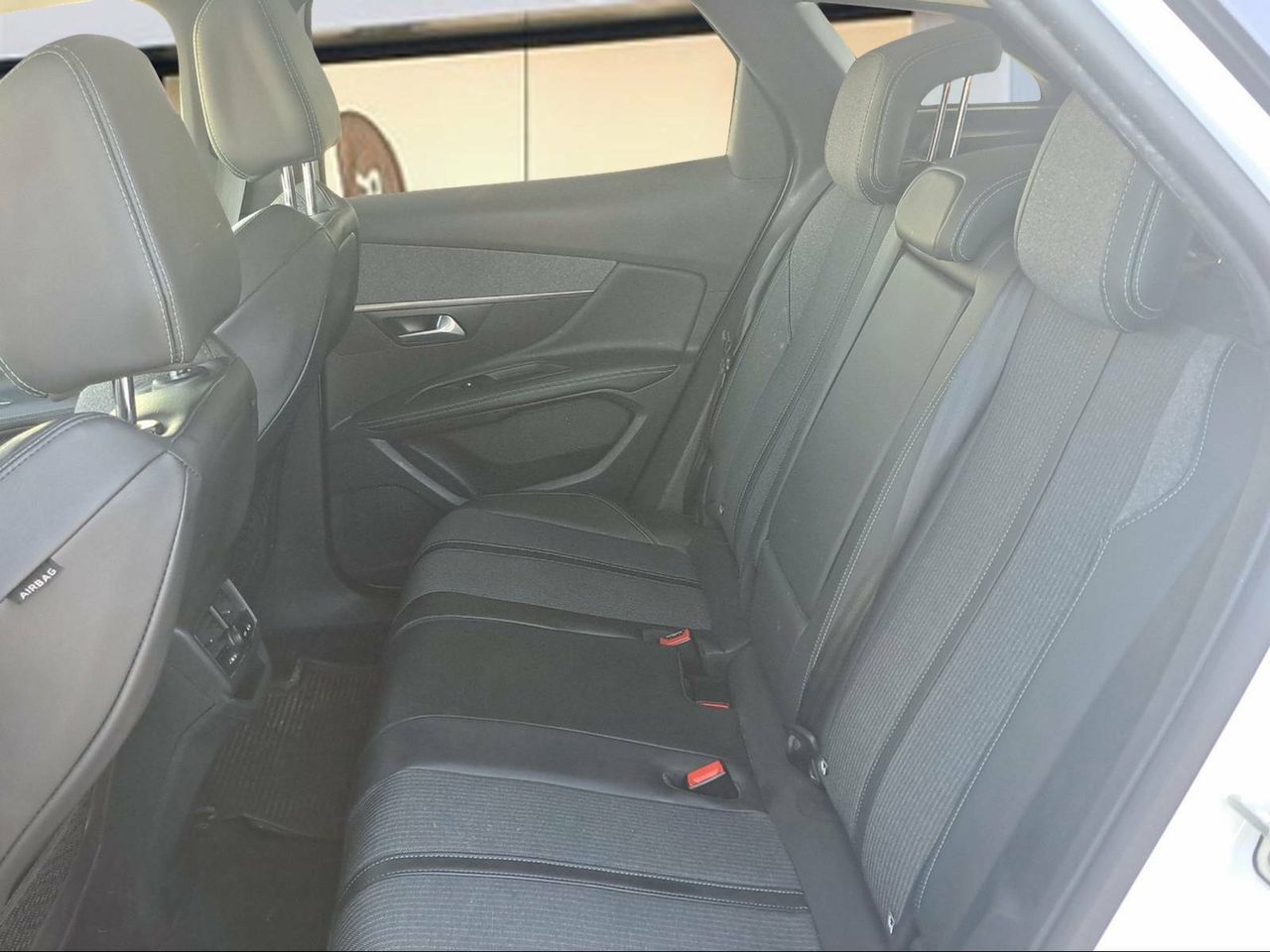 Foto Peugeot 3008 10
