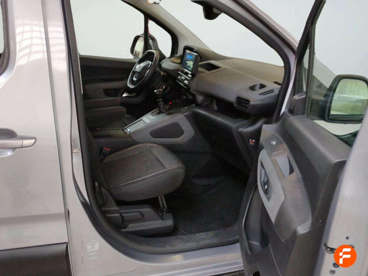 Foto Peugeot Rifter 16
