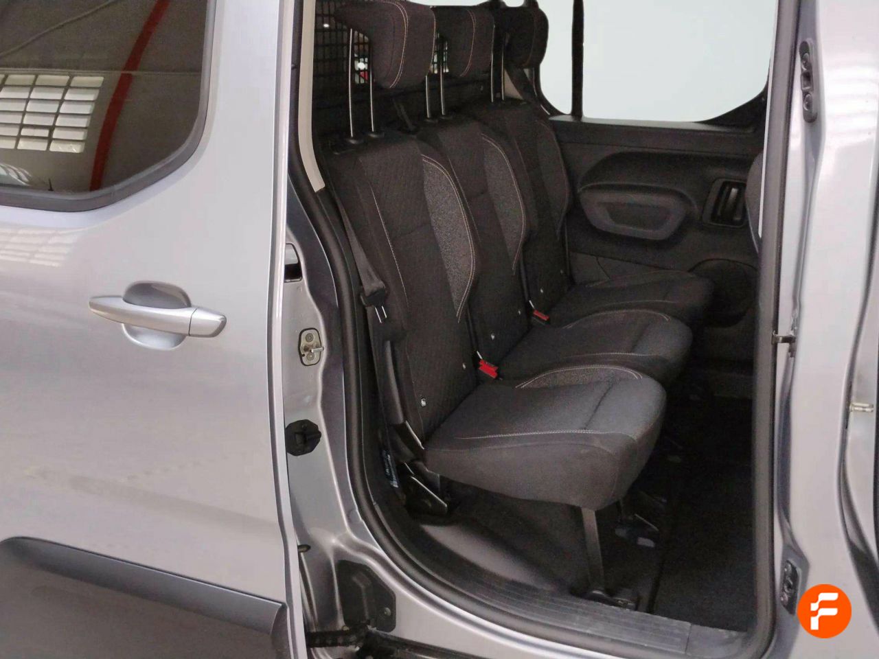 Foto Peugeot Rifter 17