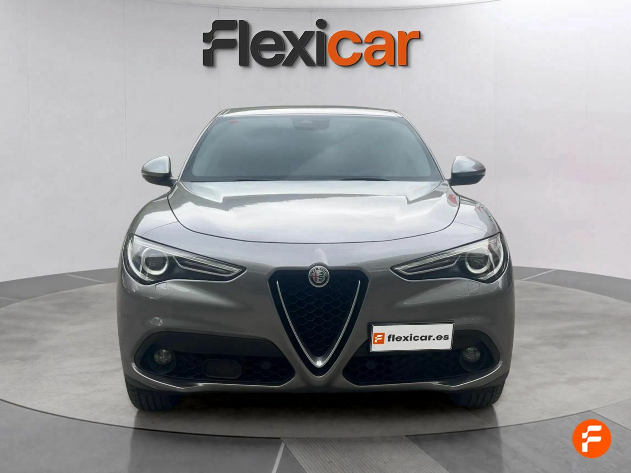 Foto Alfa Romeo Stelvio 2