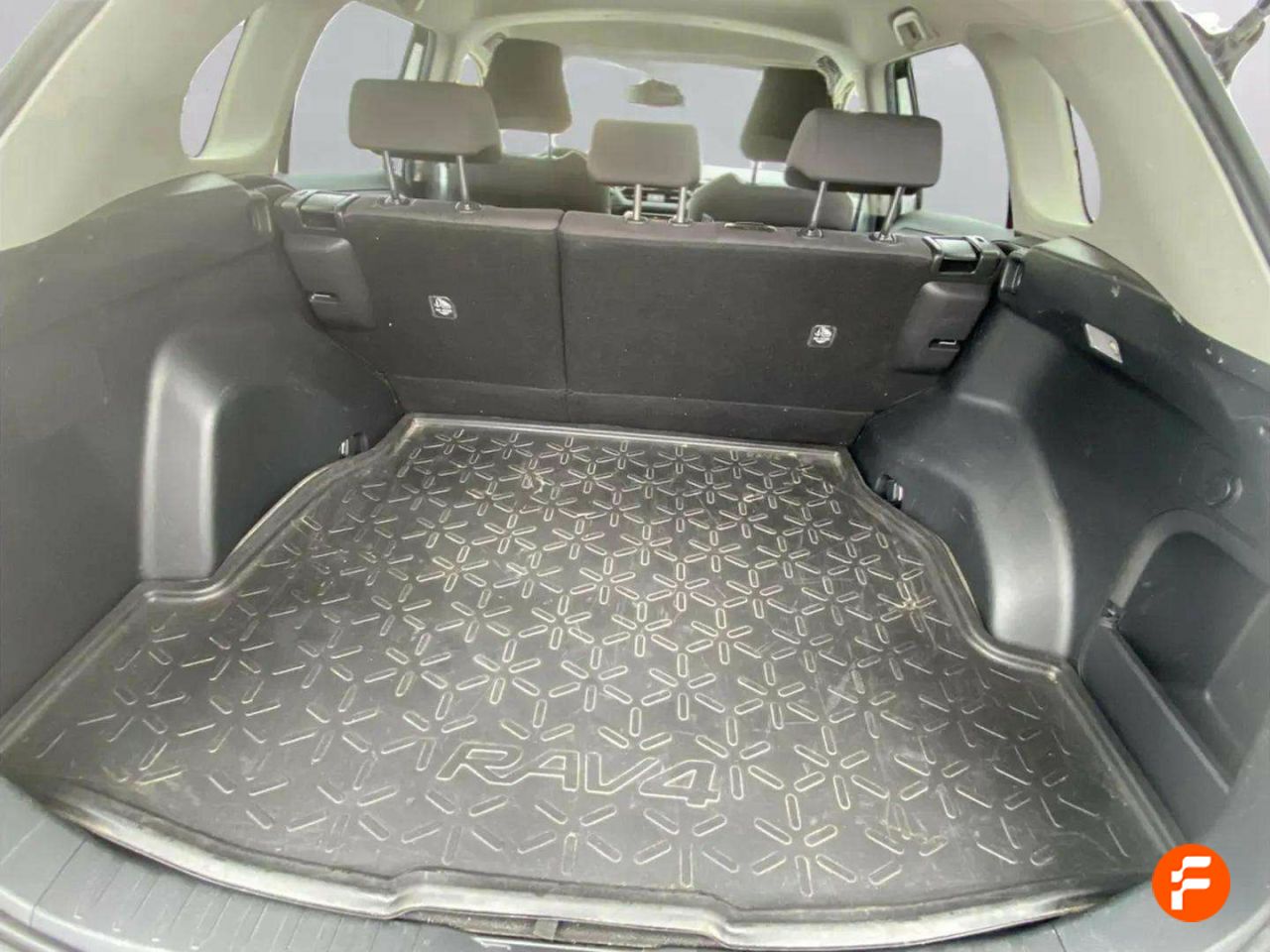 Foto Toyota Rav4 17