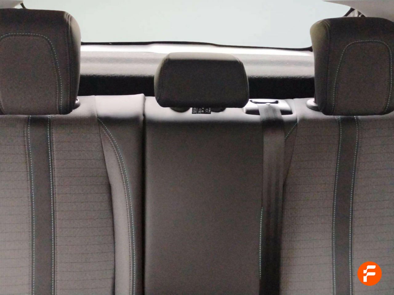 Foto Peugeot 208 15