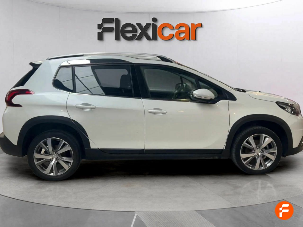 Foto Peugeot 2008 9