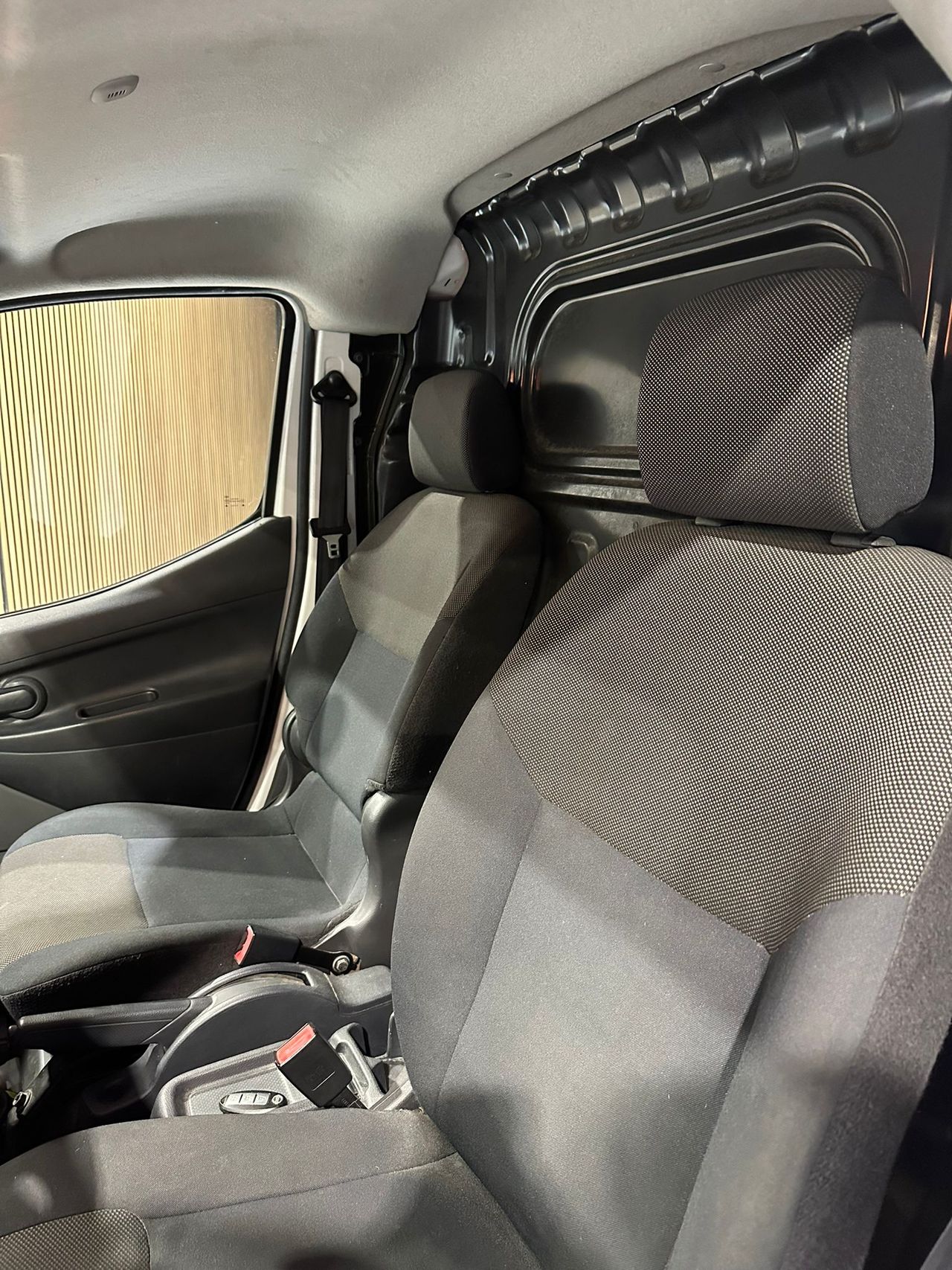 Foto Nissan e-NV200 18