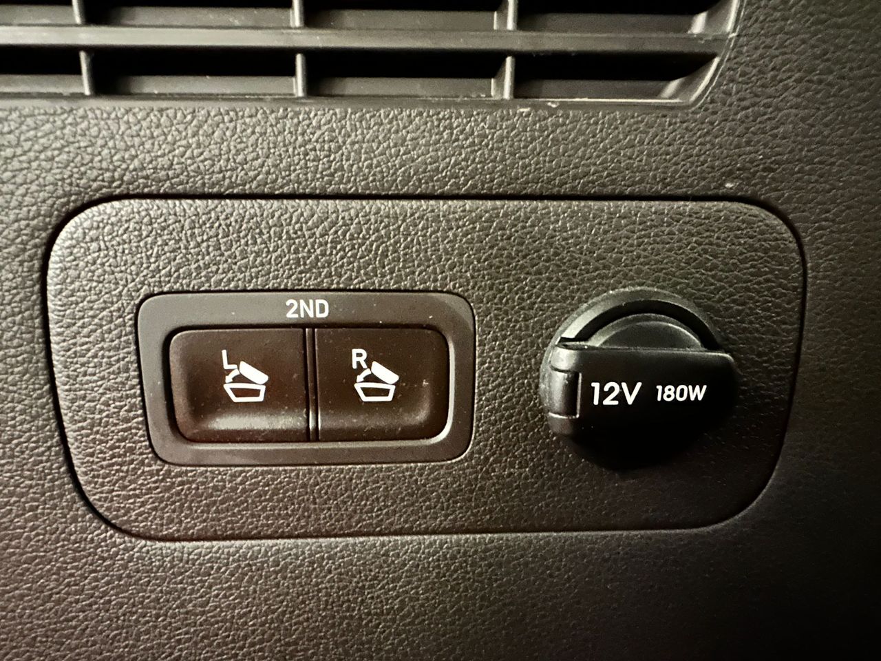 Foto Hyundai Santa Fe 26