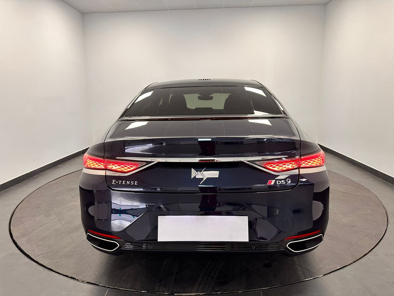 Foto DS Automobiles DS 9 5