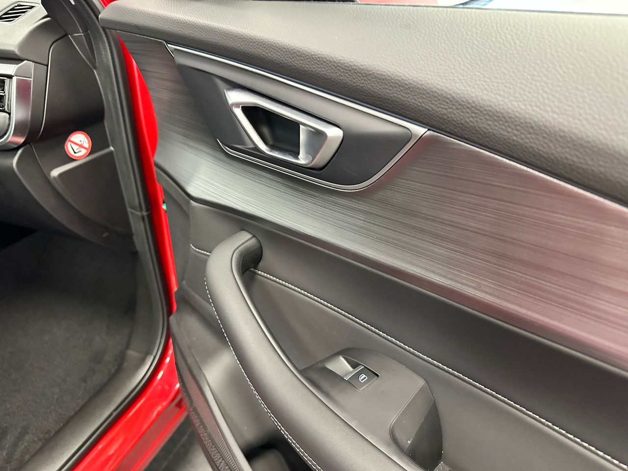 Foto DR Automobiles DR5 36