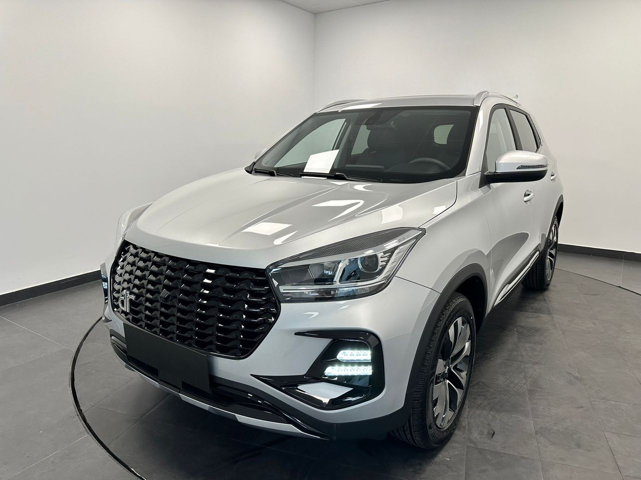 Foto DR Automobiles DR5 1