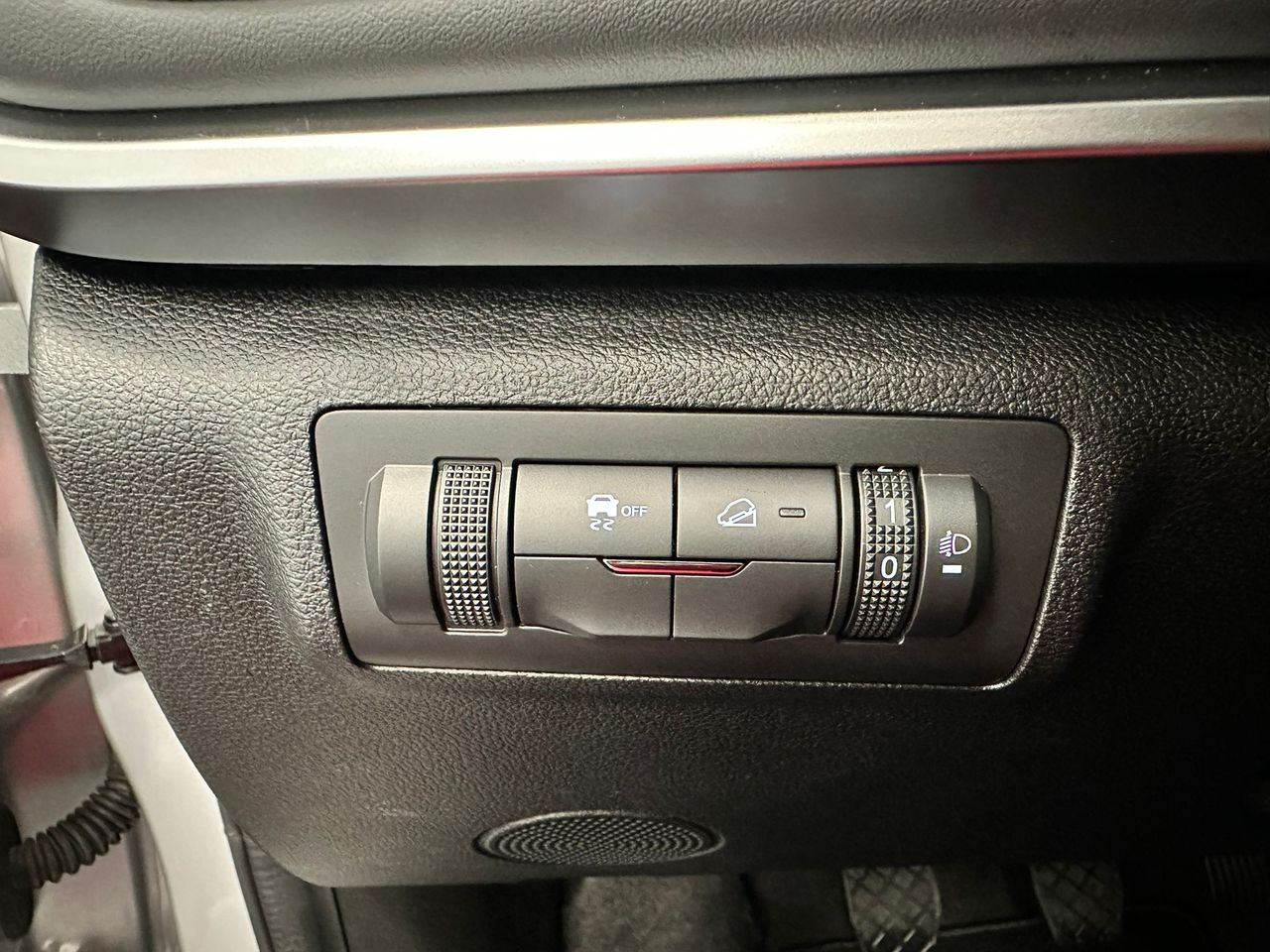 Foto DR Automobiles DR5 23