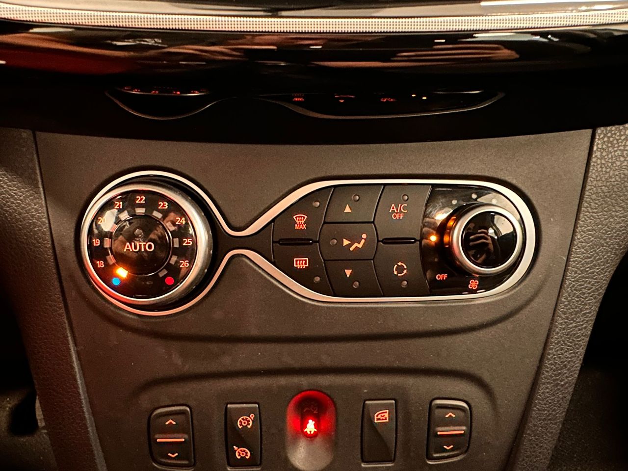 Foto Dacia Logan 23