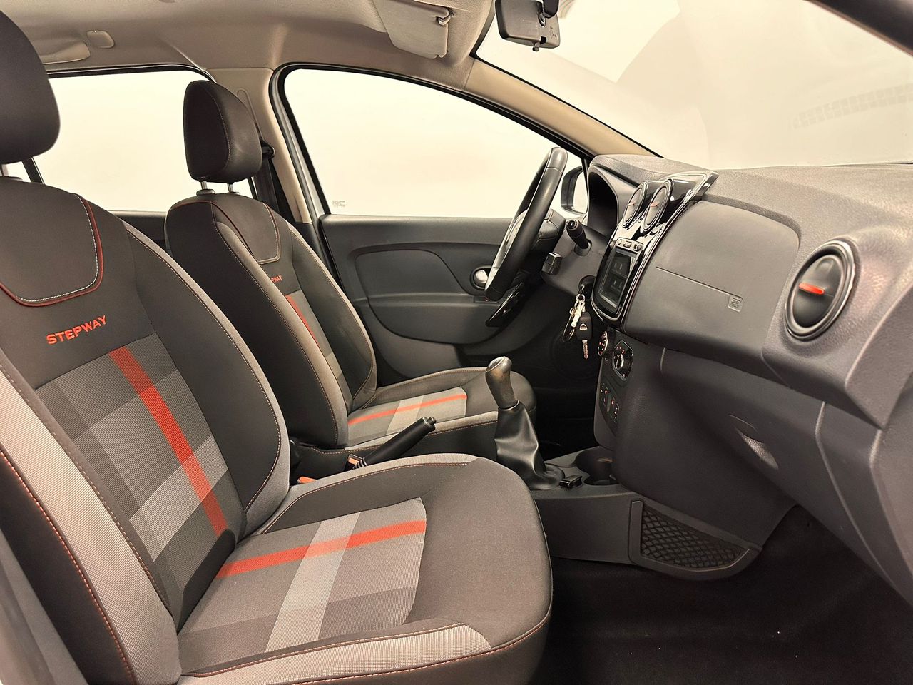 Foto Dacia Logan 30
