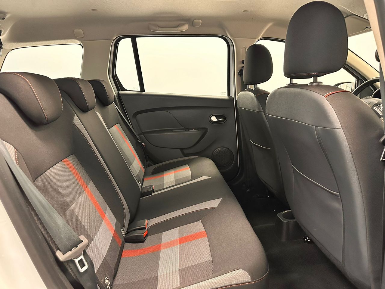 Foto Dacia Logan 31